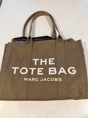 Marc Jacobs Tote Bag - Olive Green
